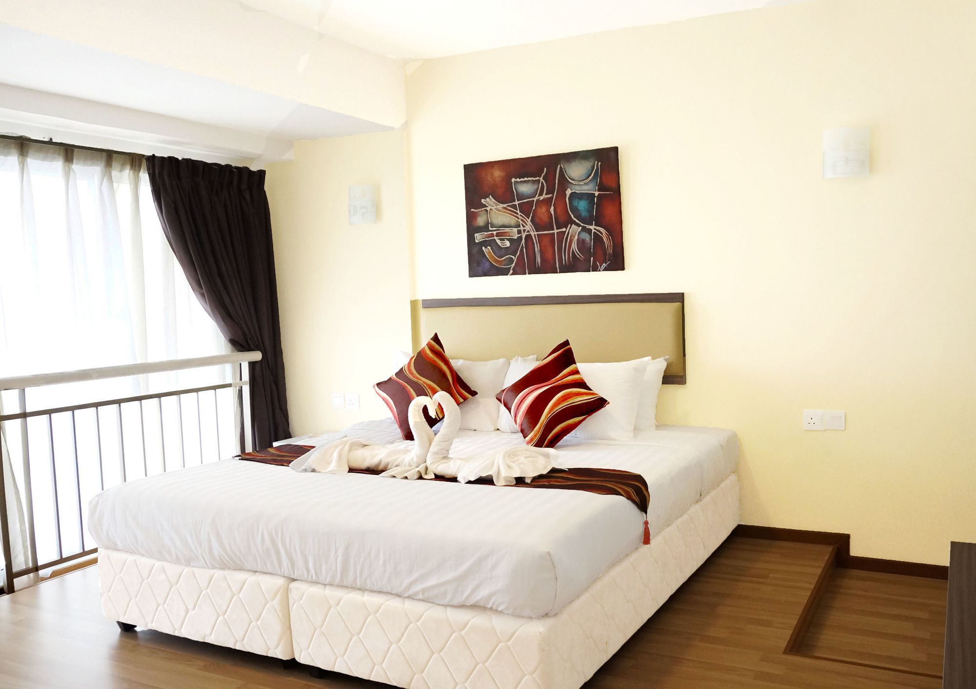 Gloria Swiss Apartment Melaka アイヤー・ケロ エクステリア 写真